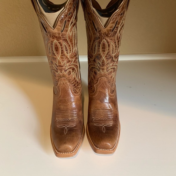 ariat bristol